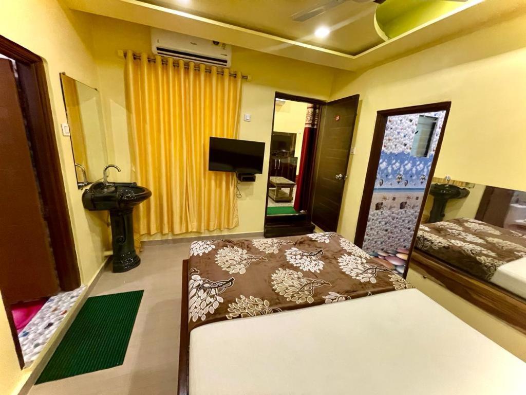Hotel Saptarang Residency Panhāla Buitenkant foto