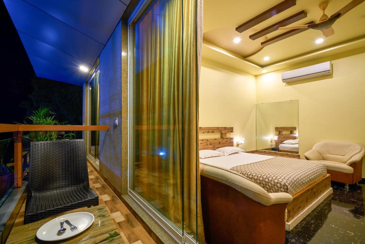 Hotel Saptarang Residency Panhāla Buitenkant foto