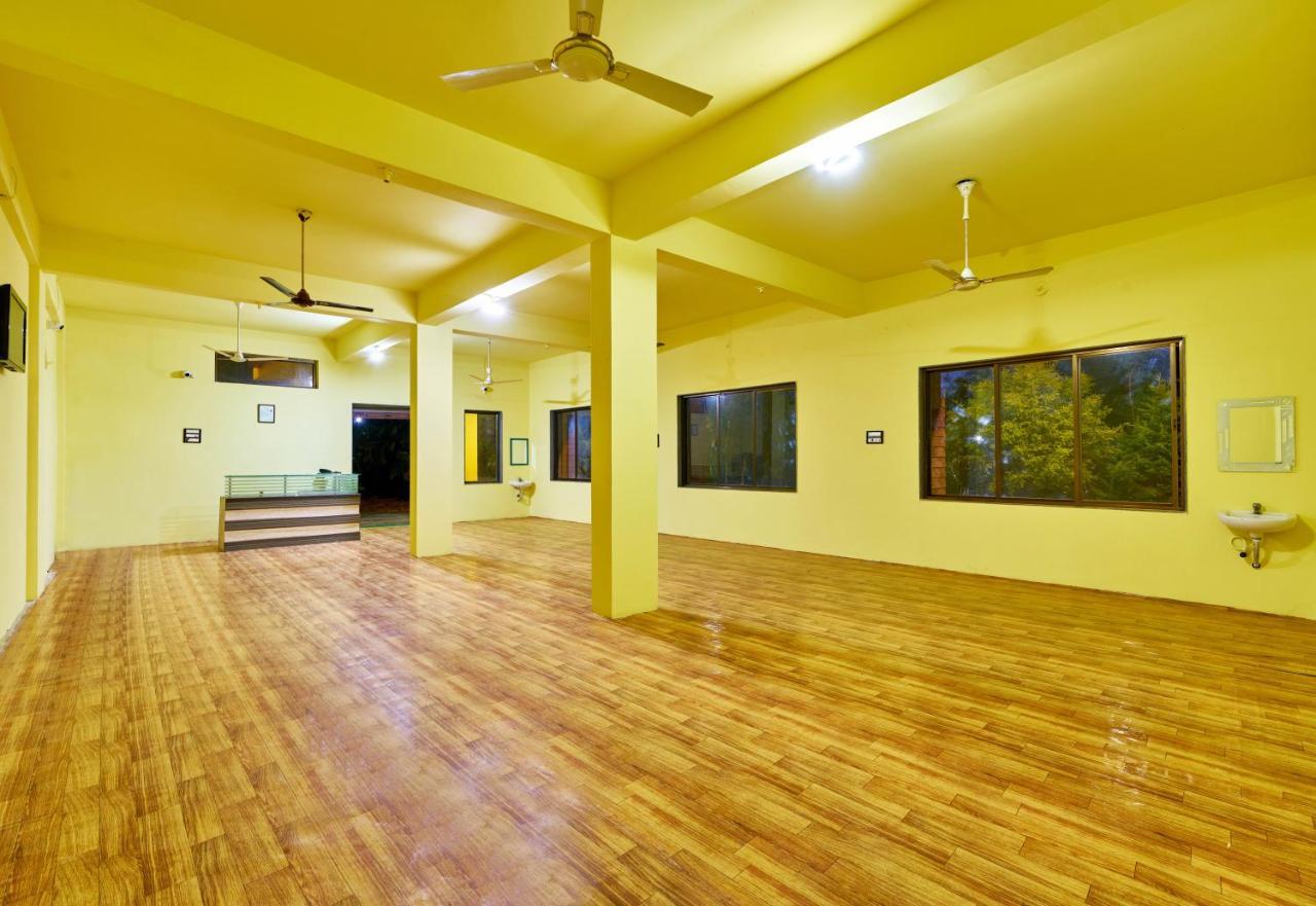 Hotel Saptarang Residency Panhāla Buitenkant foto