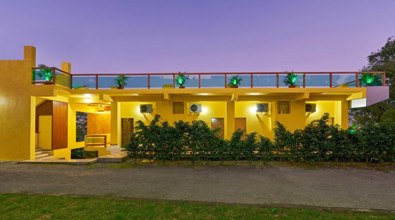 Hotel Saptarang Residency Panhāla Buitenkant foto